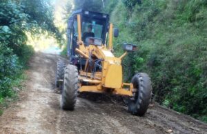 पाँच वर्षमा छ पटक ठेक्का म्याद थपपछि कालोपत्र गरिँदै