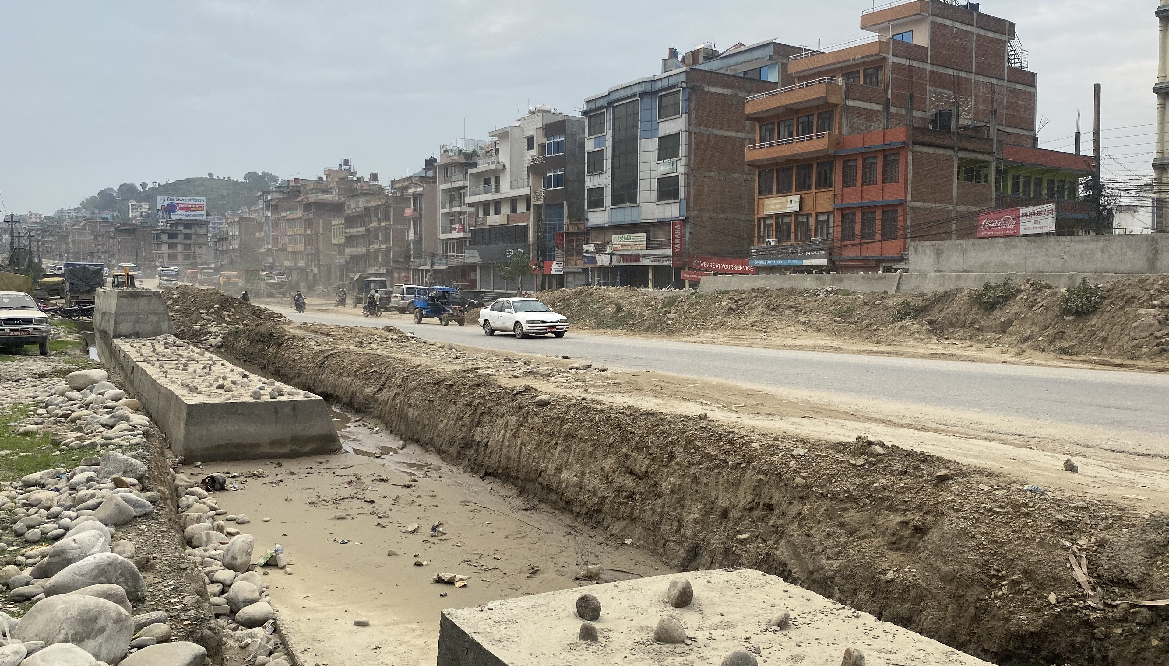 साँगा–धुलिखेल सडकः पुलबजार खण्डमा स्तरोन्नति सुरु