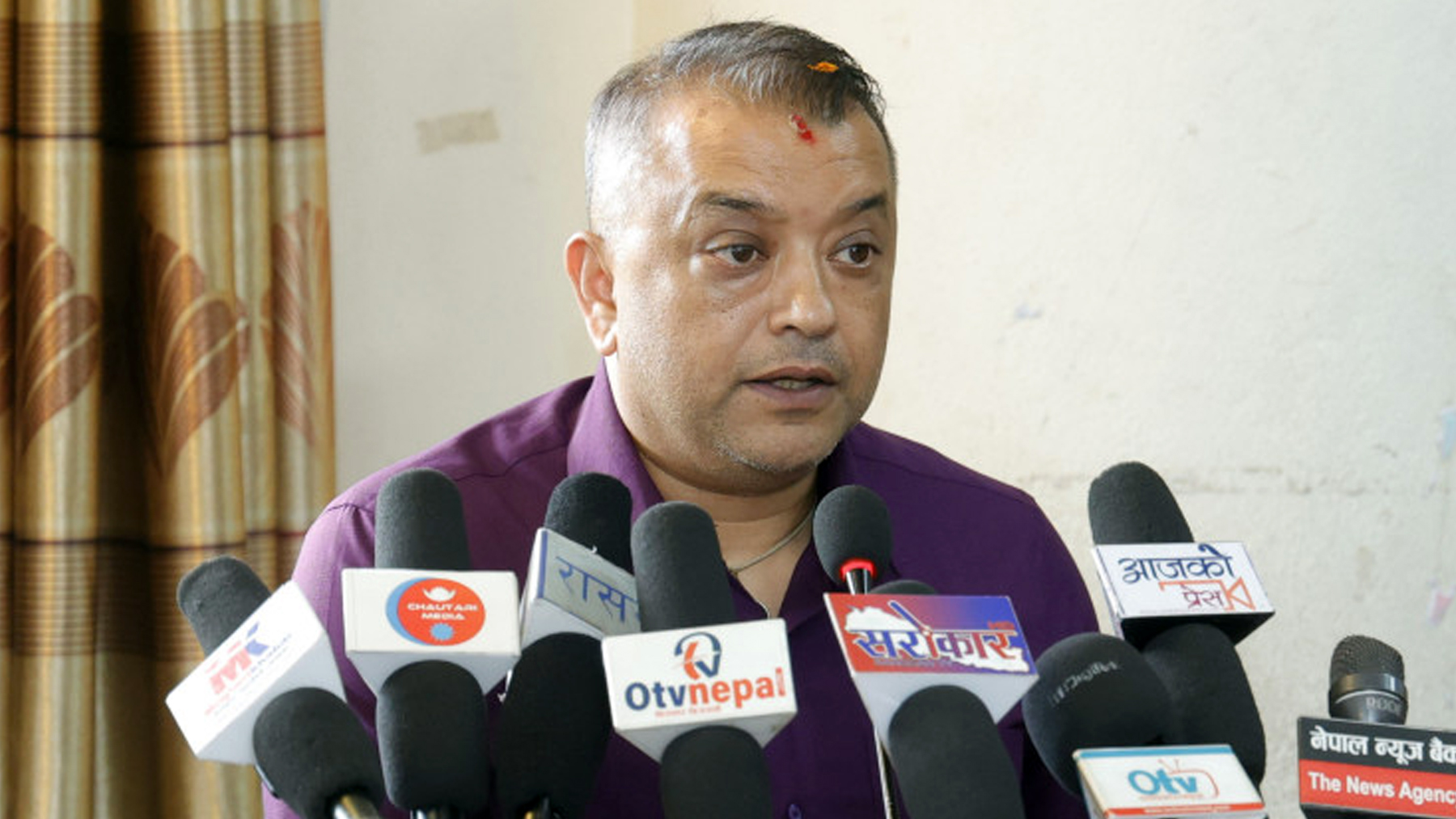 नियमित महाधिवेशन रोकिए विशेष महाधिवेशनको बाटो खुल्छ : गगन थापा