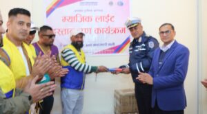 उपत्यक ट्राफिक प्रहरीलाई ‘म्याजिक लाइट’ हस्तान्तरण