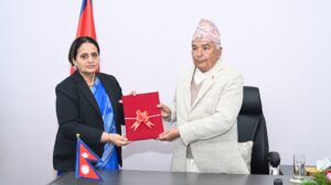 राष्ट्रपतिसमक्ष महान्यायाधिवक्ता कार्यालयको वार्षिक प्रतिवेदन पेस