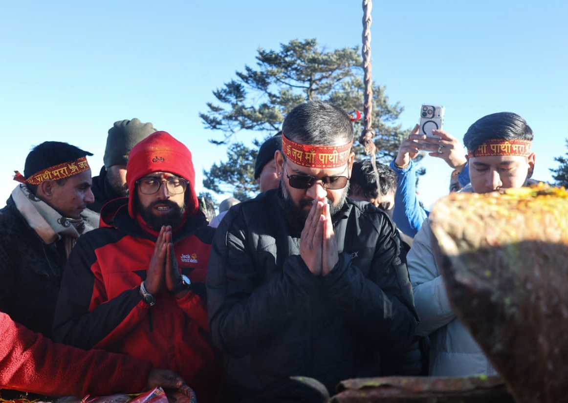 पाथीभरा पुगे बालेन (तस्वीरहरू)