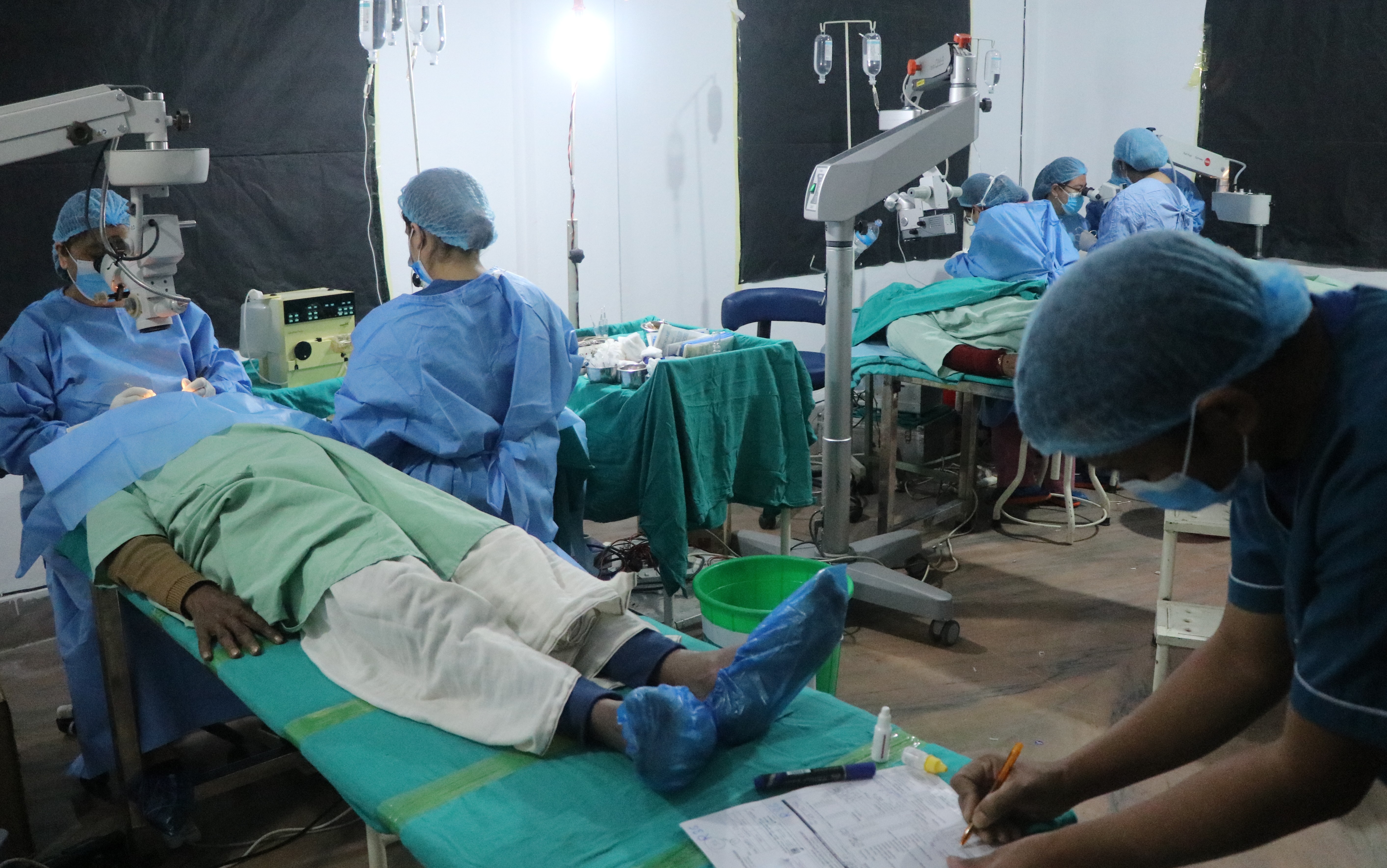 निःशुल्क शिविरः २३२ जनाको मोतिया बिन्दुको सफल शल्यक्रिया