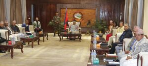 प्रधानमन्त्री र आयोगका पदाधिकारीबीच छलफल