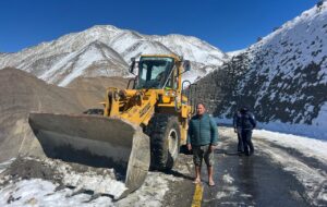 अवरुद्ध कागबेनी–मुक्तिनाथ सडकको हिउँ पन्छ्याउन सुरु