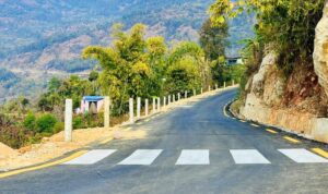 ट्रयाक खुलेको २६ वर्षपछि सडक कालोपत्र भएपछि…