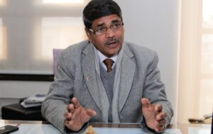 निर्वाचनले परिर्वतनको अपेक्षा पूरा गर्नेछ : पूर्वप्रमुख निर्वाचन आयुक्त डा यादव