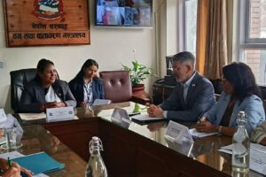 मन्त्री चौधरीसँग विश्व बैंकका देशीय निर्देशकको भेट