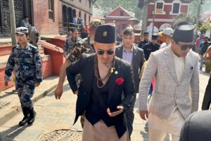 गृहमन्त्री गुरुङद्वारा पशुपतिनाथमा दर्शन र अवलोकन