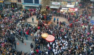 ललितपुरमा रातो मच्छिन्द्रनाथको रथारोहण