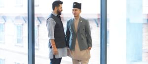 रास्वपा सभापति लामिछानेलाई भेट्न गृहमन्त्री गुरुङ बूढानीलकण्ठमा