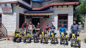 मुस्ताङका किसानलाई अनुदानमा हाते ट्याक्टर