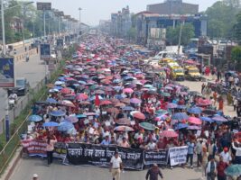 ‘डोजर होइन समाधान चाहिन्छ’ भन्दै सरकारविरुद्ध बुटवलमा प्रदर्शन