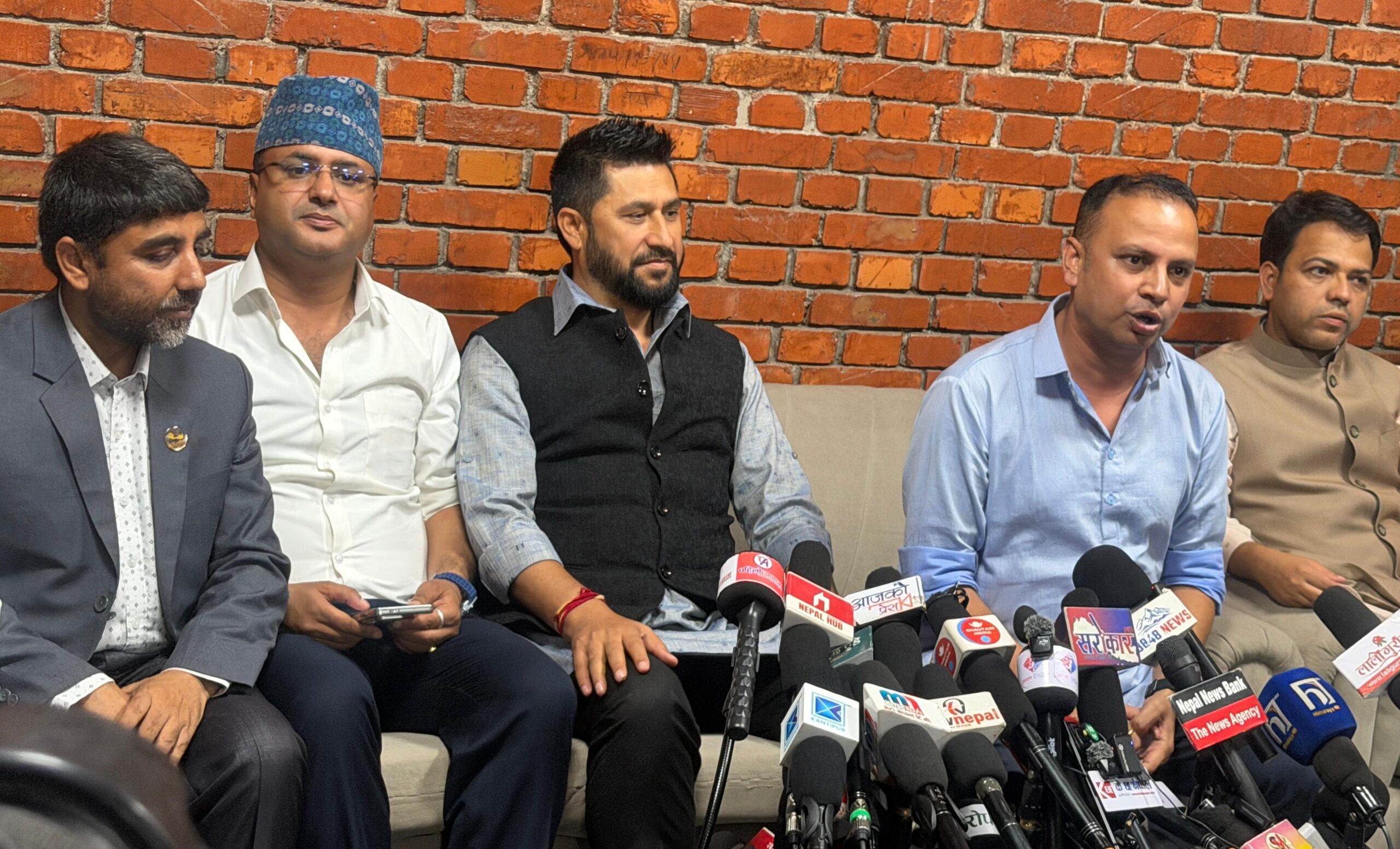 सभापति लामिछाने भारत भ्रमण सम्पन्न गरी स्वेदश फिर्ता