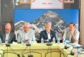 मुख्यमन्त्री कार्यालयमा आपत्कालीन बैठक सुरु, मुख्यमन्त्री थापाद्धारा सावधानी अपनाउन अनुरोध